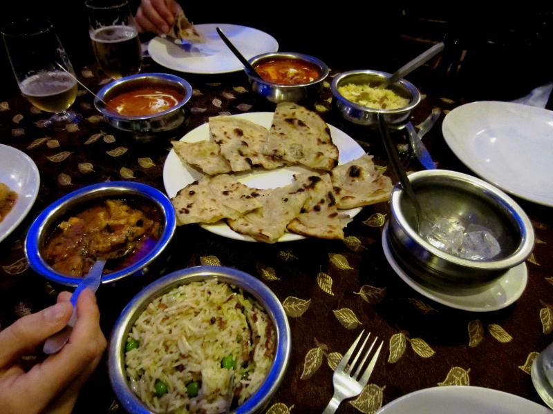 Uttar Pradesh Food – 26 Dishes That Are a Must-try!