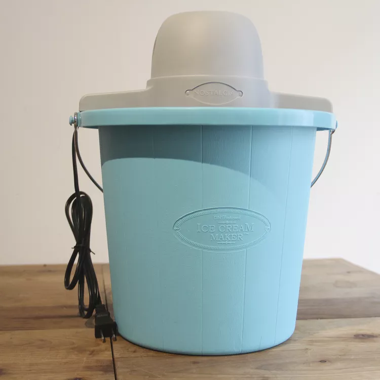 Nostalgia 4-Quart Electric Ice Cream Maker Review