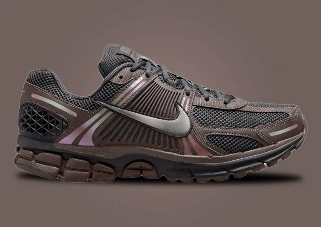 The Nike Zoom Vomero 5 Cave Stone Releases Spring 2025