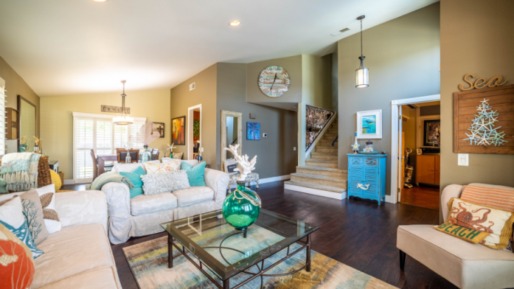 SMALL SPACE LIVING: MAXIMIZE YOUR HOME’S POTENTIAL